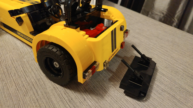 Illustration for article titled Thursday on the Thames: Lego Caterham 620R Review